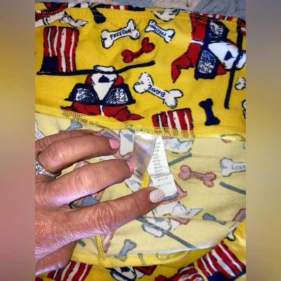 LuLaRoe Mommy and Me Leggings set T/C and S/M - Picture 8 of 8